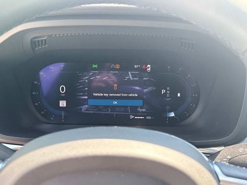 Used 2025 Volvo XC60 B5 Core w/ Climate Package image 30