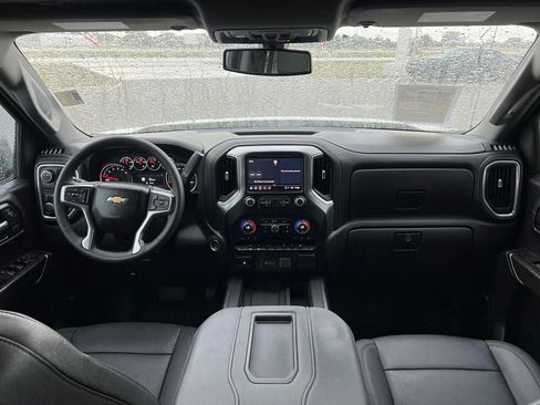 Used 2022 Chevrolet Silverado 1500 LTZ w/ LTZ Convenience Package II RWD image 15