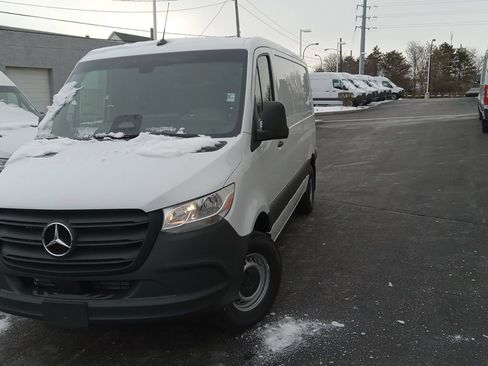 New 2026 Mercedes-Benz Sprinter 144 Cargo image 4