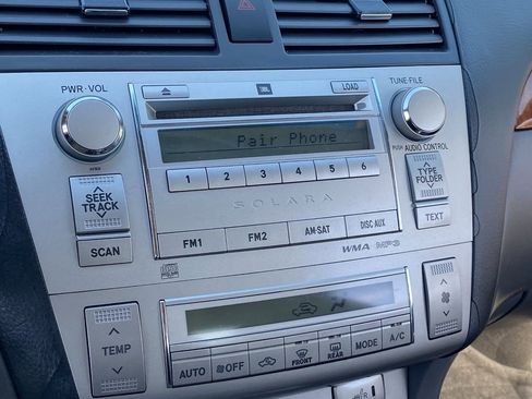 Used 2007 Toyota Solara SLE image 28