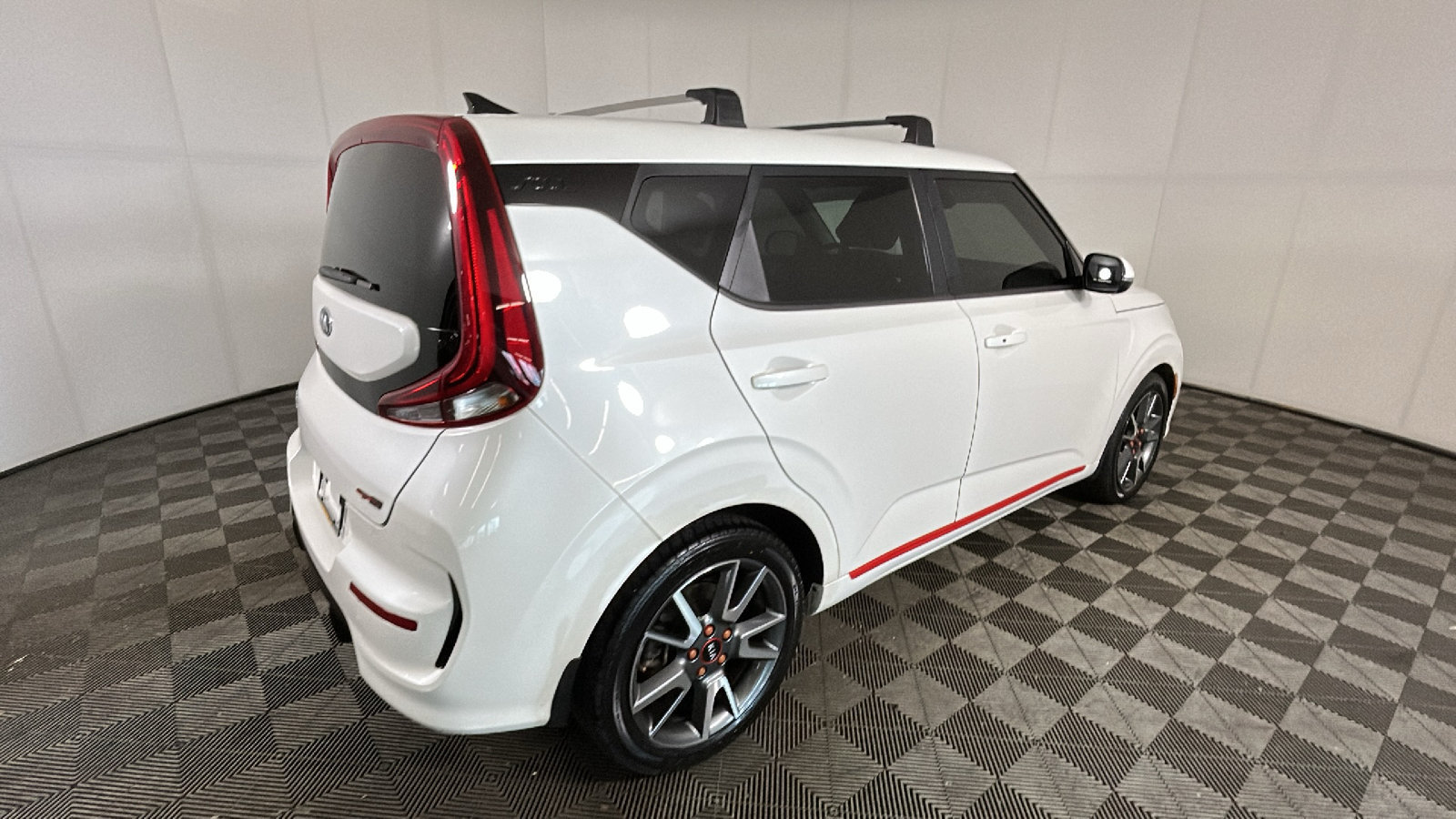Used 2020 Kia Soul GT-Line Turbo FWD image 3
