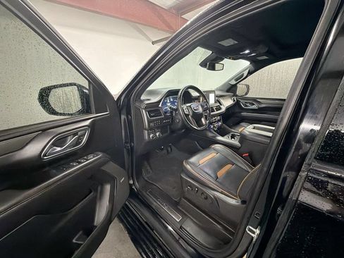 Certified 2023 GMC Yukon AT4 w/ AT4 Premium Package AWD/4WD image 10