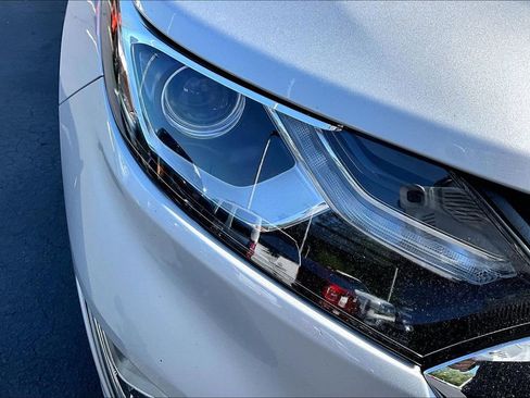 Used 2021 Chevrolet Equinox LS w/ LS Convenience Package FWD image 31