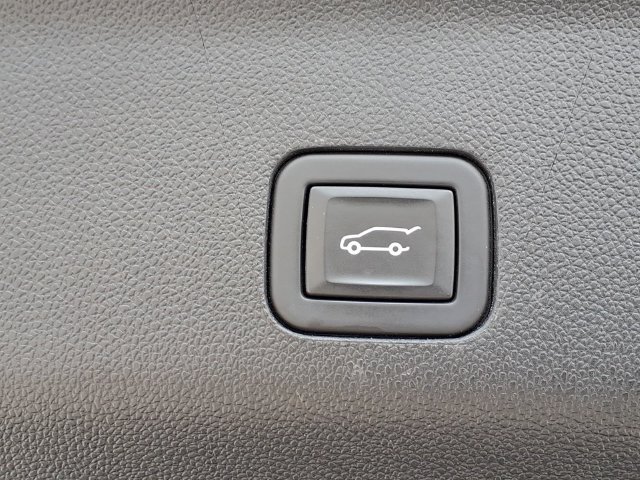 Certified 2023 Chevrolet Tahoe High Country AWD/4WD image 9