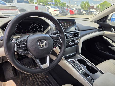 Used 2018 Honda Accord EX-L image 8