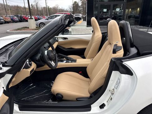 New 2026 MAZDA MX-5 Miata Grand Touring RWD image 16