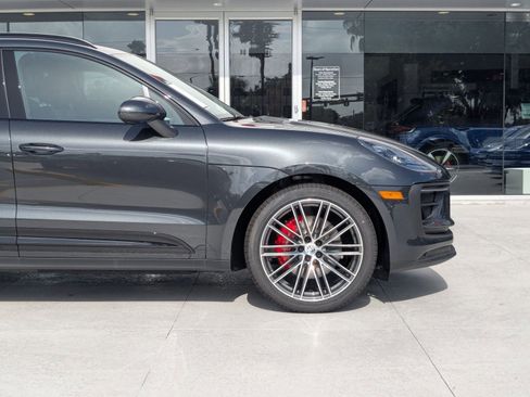 New 2025 Porsche Macan S image 11