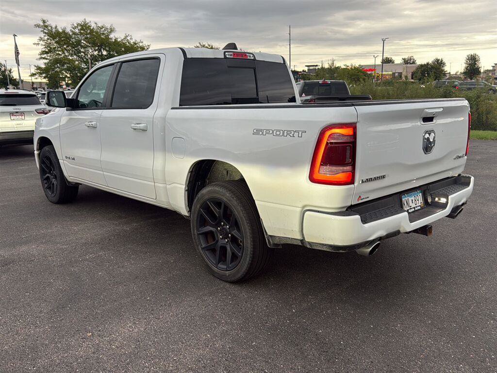 Used 2023 RAM 1500 Laramie AWD/4WD image 5