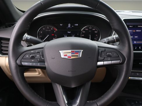 Used 2023 Cadillac CT5 Luxury RWD image 17