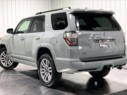 Used 2022 Toyota 4Runner TRD Sport image 12