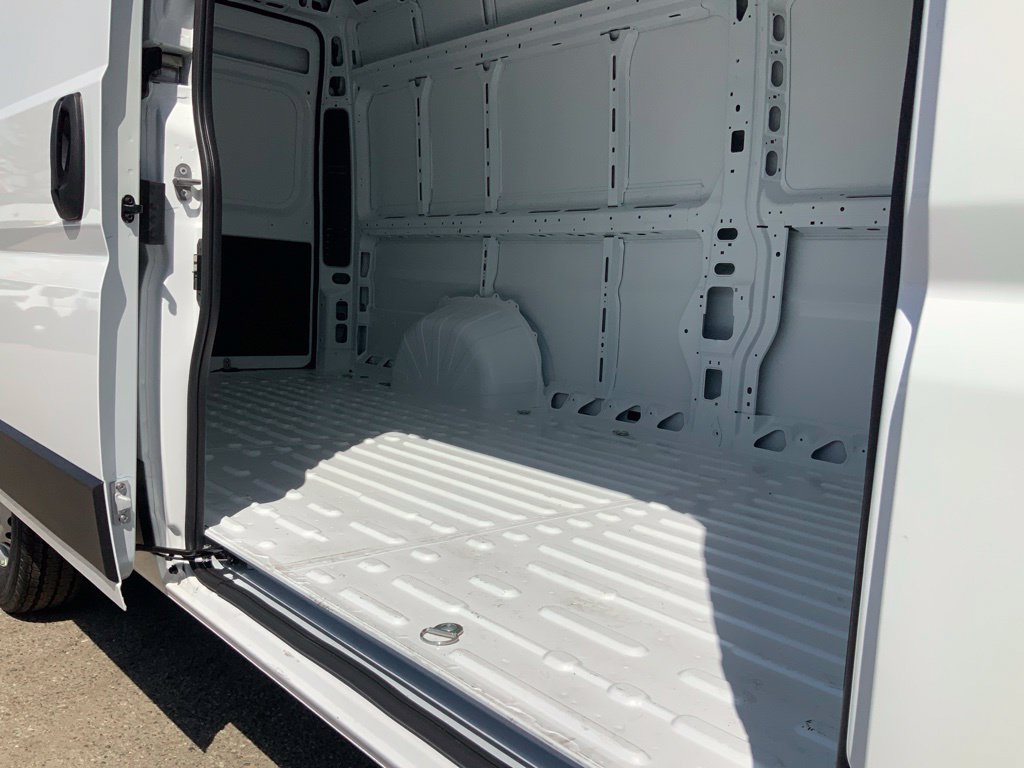New 2027 RAM ProMaster 3500 w/ Convenience Group FWD image 14