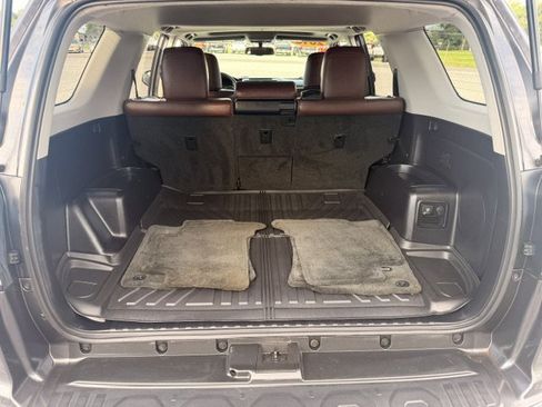 Used 2018 Toyota 4Runner Limited AWD/4WD image 12