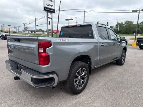 Used 2023 Chevrolet Silverado 1500 LT AWD/4WD image 21