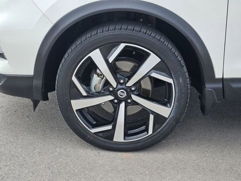 Used 2022 Nissan Rogue Sport SL image 13