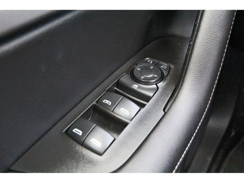 Used 2025 Chevrolet Blazer LT AWD/4WD image 20