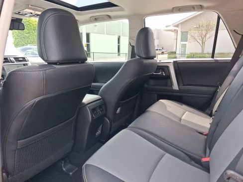 Used 2022 Toyota 4Runner SR5 Premium w/ Moonroof Package image 5