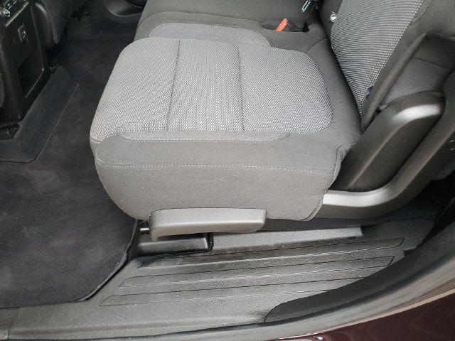 Used 2023 Chevrolet Traverse LT FWD image 15