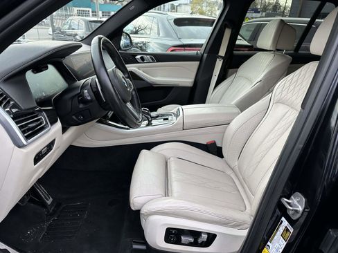 Used 2020 BMW X5 M50i AWD/4WD image 15