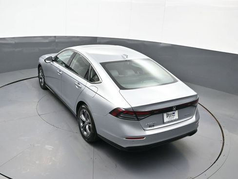 Certified 2025 Honda Accord EX-L image 38