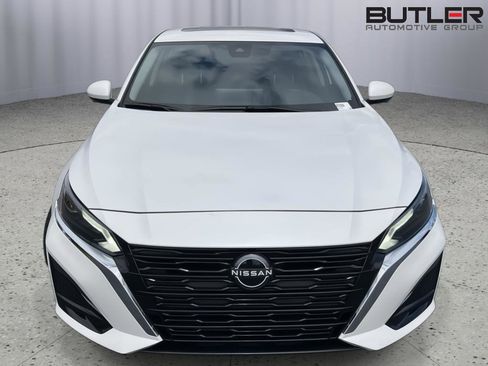 Used 2023 Nissan Altima 2.5 SL FWD image 8