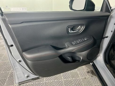 Certified 2024 Honda HR-V Sport image 21