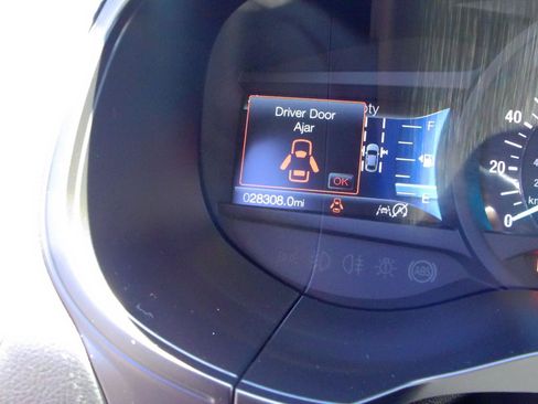 Used 2023 Ford Edge ST-Line AWD/4WD image 9
