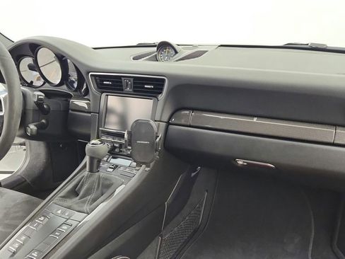 Used 2016 Porsche 911 GT3 RS image 25