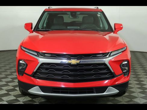 Used 2024 Chevrolet Blazer LT image 9