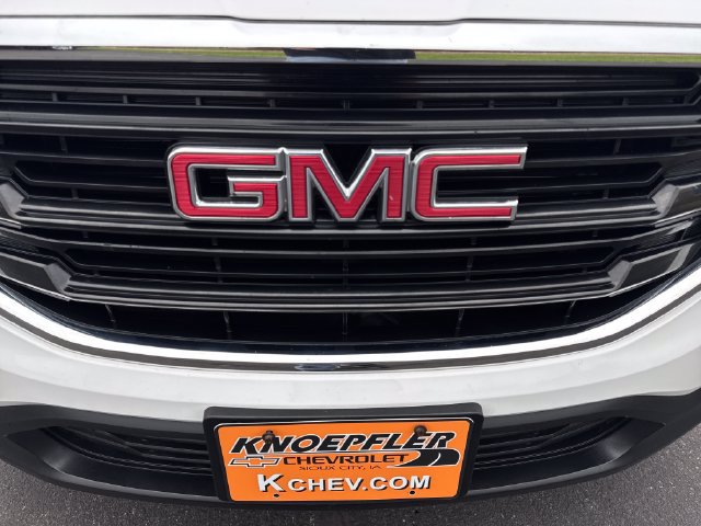 Used 2020 GMC Terrain SLE w/ Driver Convenience Package AWD/4WD image 32