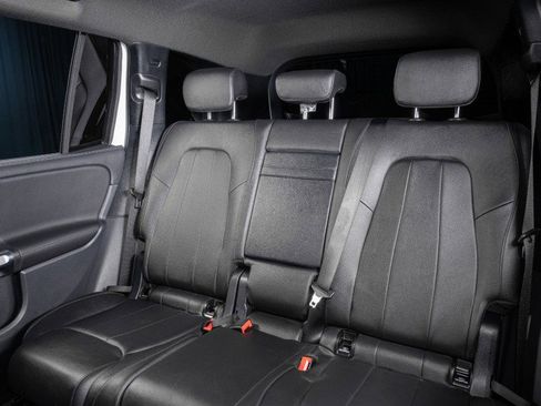 New 2026 Mercedes-Benz GLB 250 4MATIC image 25