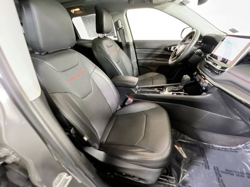 Used 2022 Jeep Compass Trailhawk w/ Trailhawk Elite Group image 29