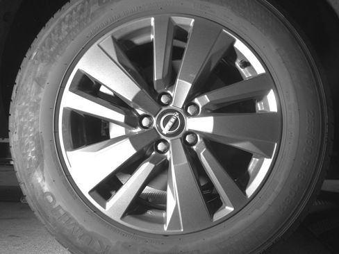 Used 2025 Nissan Pathfinder SV AWD/4WD image 15