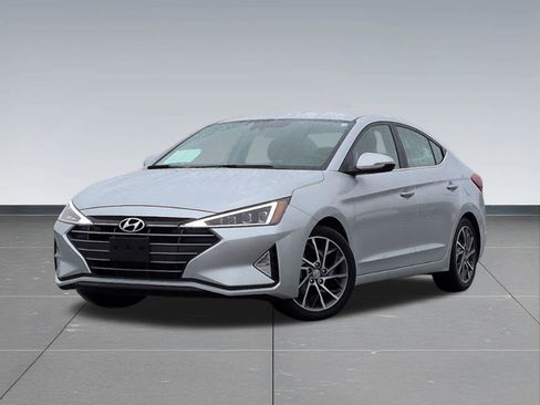 Used 2019 Hyundai Elantra Limited image 2