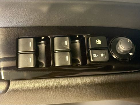 Used 2025 MAZDA CX-5 AWD 2.5 S w/ Select Package image 15