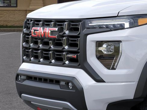 New 2026 GMC Canyon AT4 AWD/4WD image 14