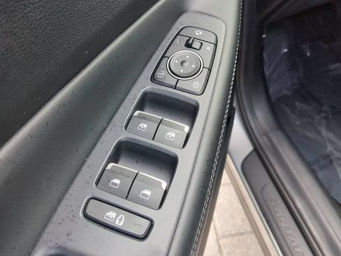 Used 2022 Hyundai Santa Fe Limited FWD image 18