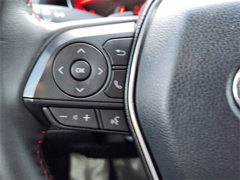 Used 2020 Toyota Camry XSE image 28