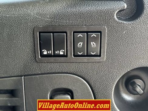 Used 2020 Cadillac Escalade ESV Premium Luxury AWD/4WD image 43