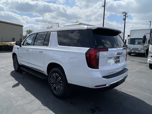 New 2026 GMC Yukon XL Elevation w/ Elevation Premium Package image 7