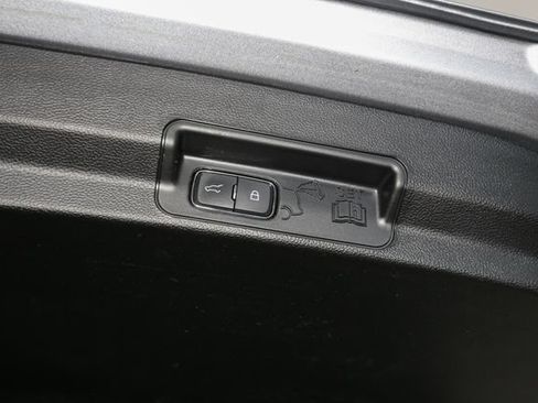 Used 2023 Ford Explorer XLT w/ Equipment Group 202A AWD/4WD image 12