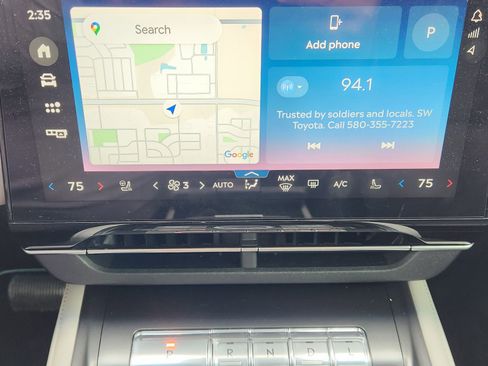 Used 2024 Lincoln Nautilus Premier image 21