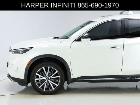 Used 2024 INFINITI QX60 Sensory AWD/4WD image 3