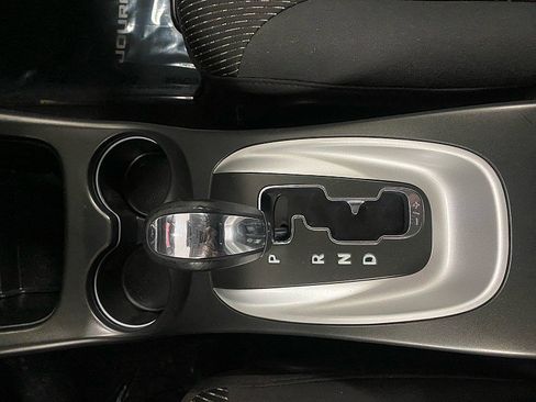 Used 2017 Dodge Journey SE w/ Flexible Seating Group image 20