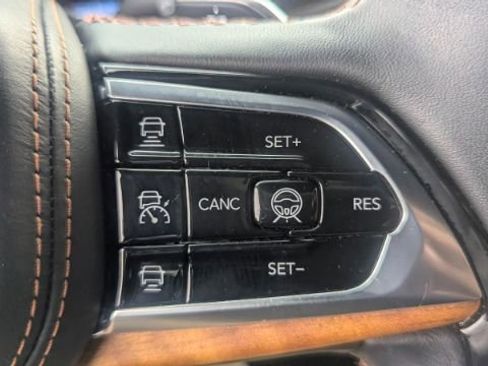 Used 2023 Jeep Grand Cherokee Summit image 26