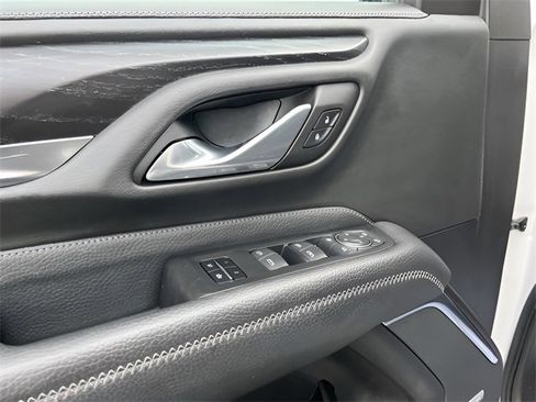 Used 2021 GMC Yukon Denali image 10