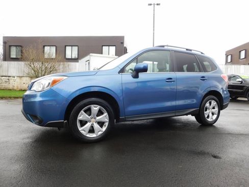 Used 2015 Subaru Forester 2.5i Limited AWD/4WD image 4