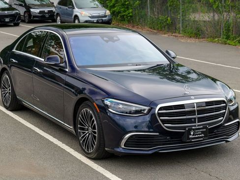 Used 2023 Mercedes-Benz S 580 4MATIC Sedan image 9