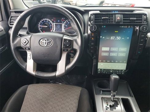 Used 2018 Toyota 4Runner SR5 image 11