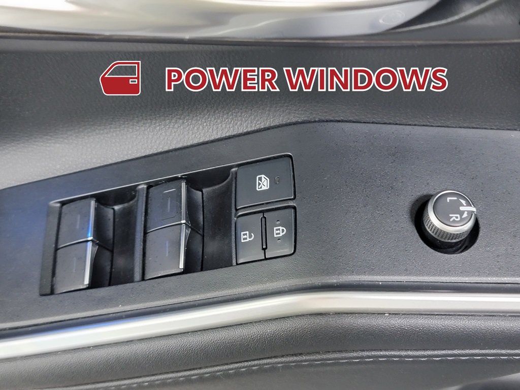 Used 2021 Toyota Highlander Limited AWD/4WD image 29