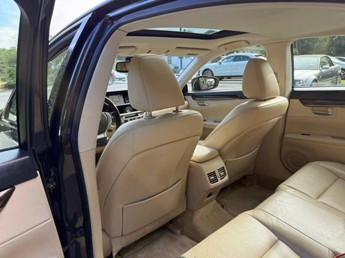 Used 2015 Lexus ES 350 w/ Luxury Package FWD image 26